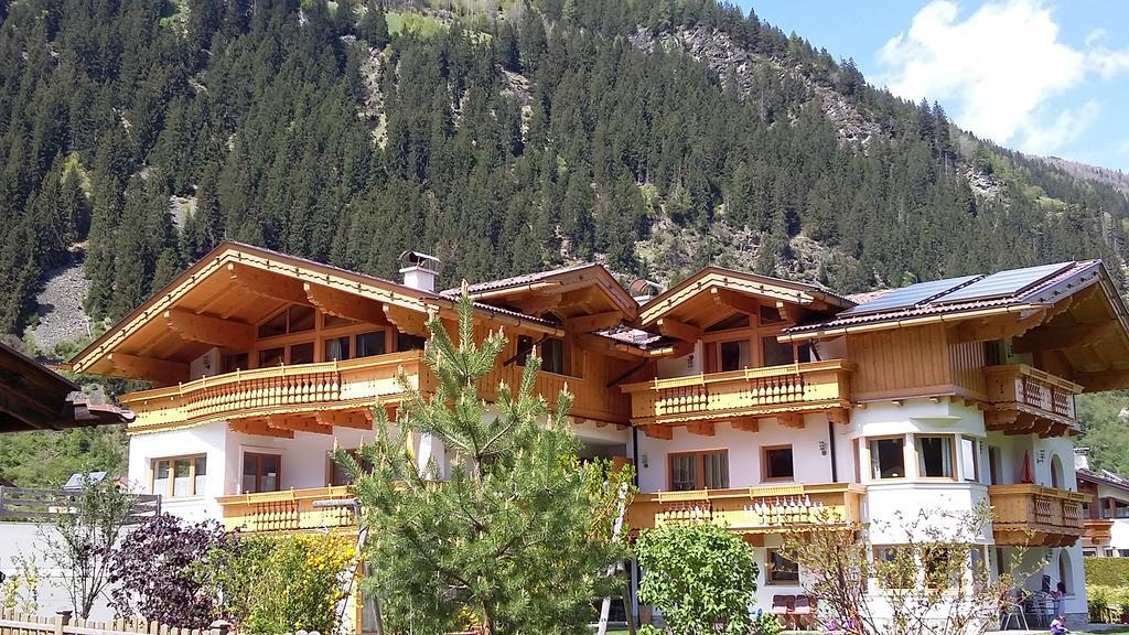 Landhaus Alpensonne Neustift im Stubaital Exterior foto